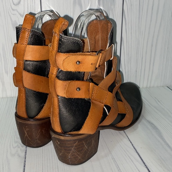 SixtySeven Ankle Boots - Picture 4 of 6